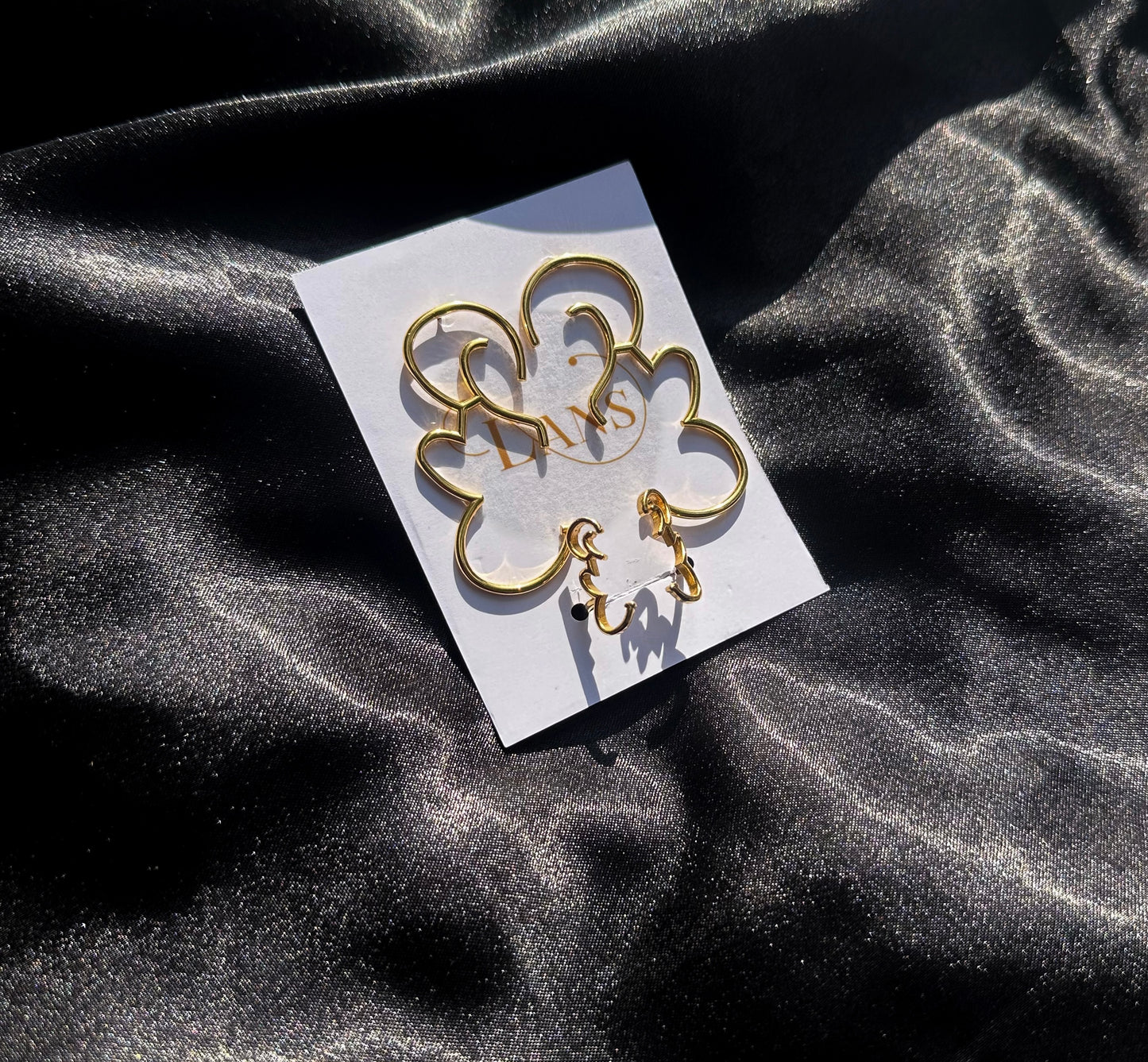 Rosa + accord d’élégance, or